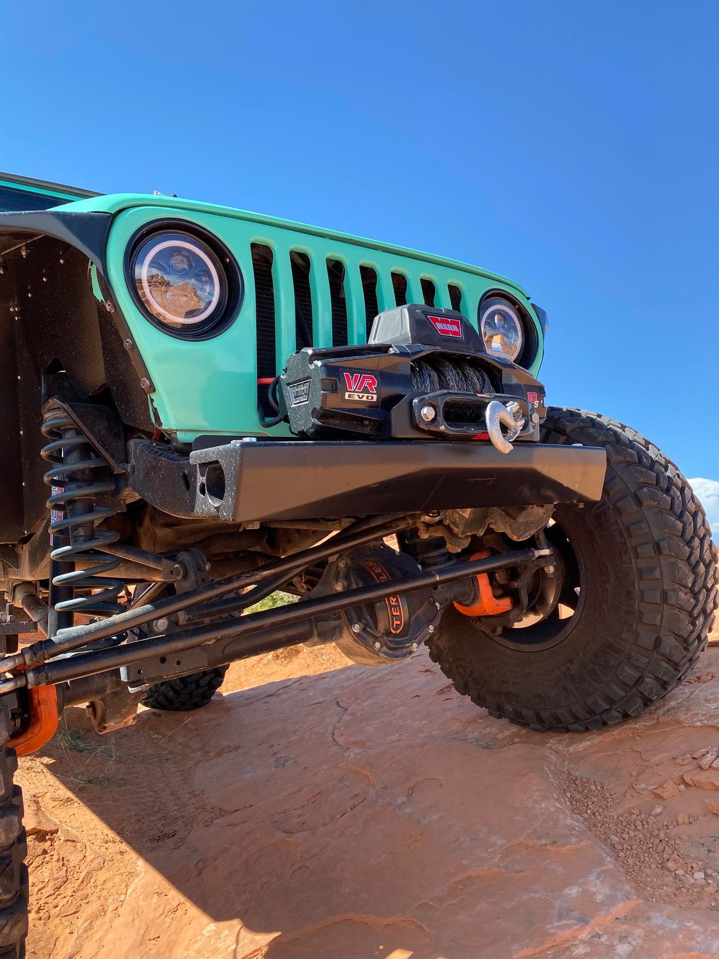 Dagger TJ/LJ Front Bumper W/Fairlead Mount